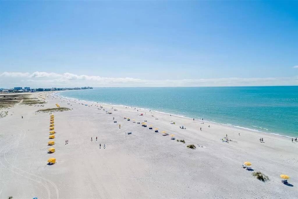 Treasure Island Beach Retreat St. Pete Beach Esterno foto