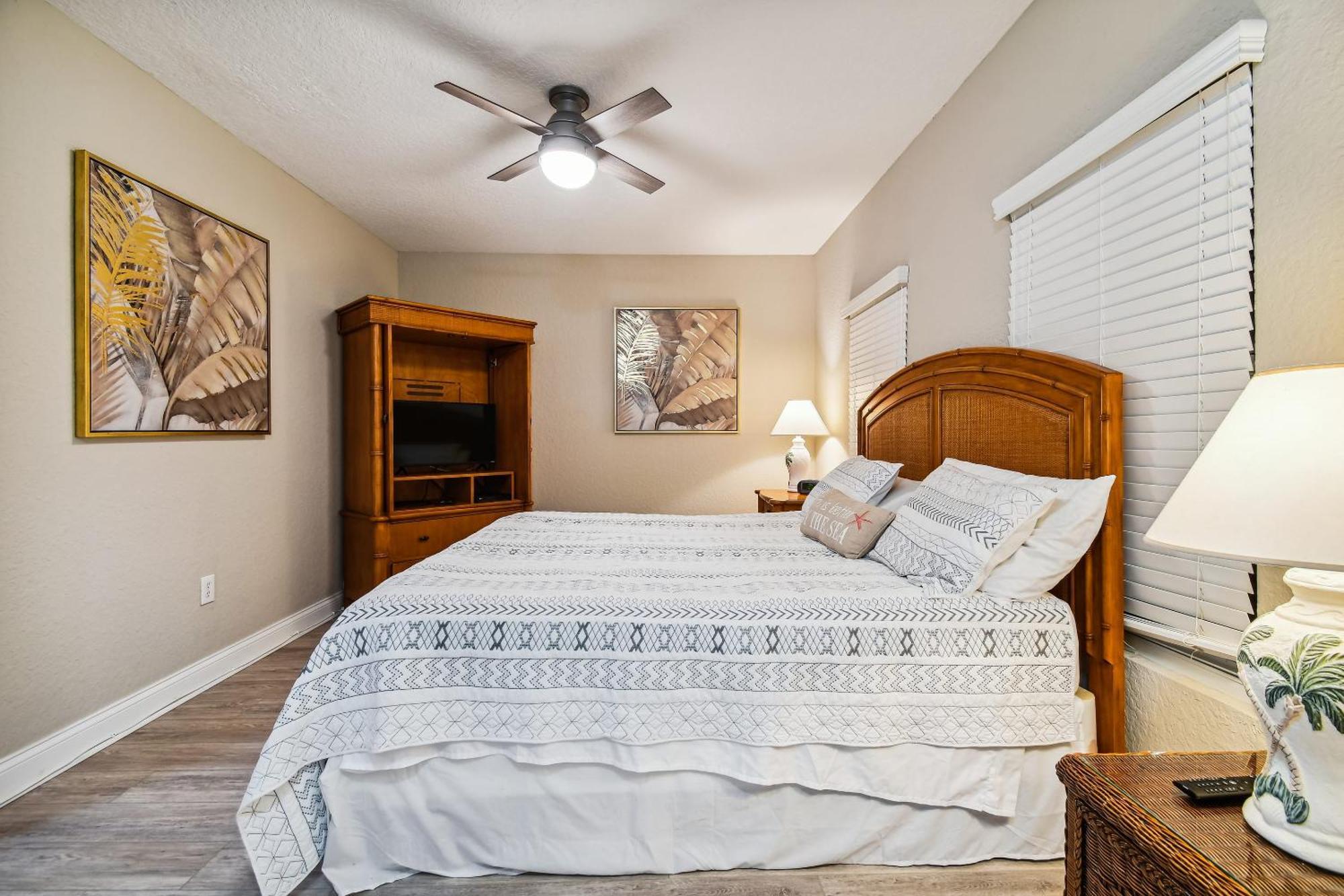 Treasure Island Beach Retreat St. Pete Beach Esterno foto